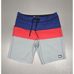 Quiksilver Dry Flight Boardshorts 10" Mens Medium Colorblock Swim Trunks